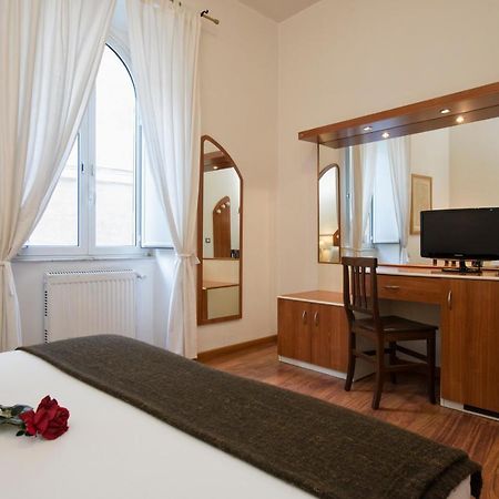 Navona Tower Apartments Рим Екстериор снимка